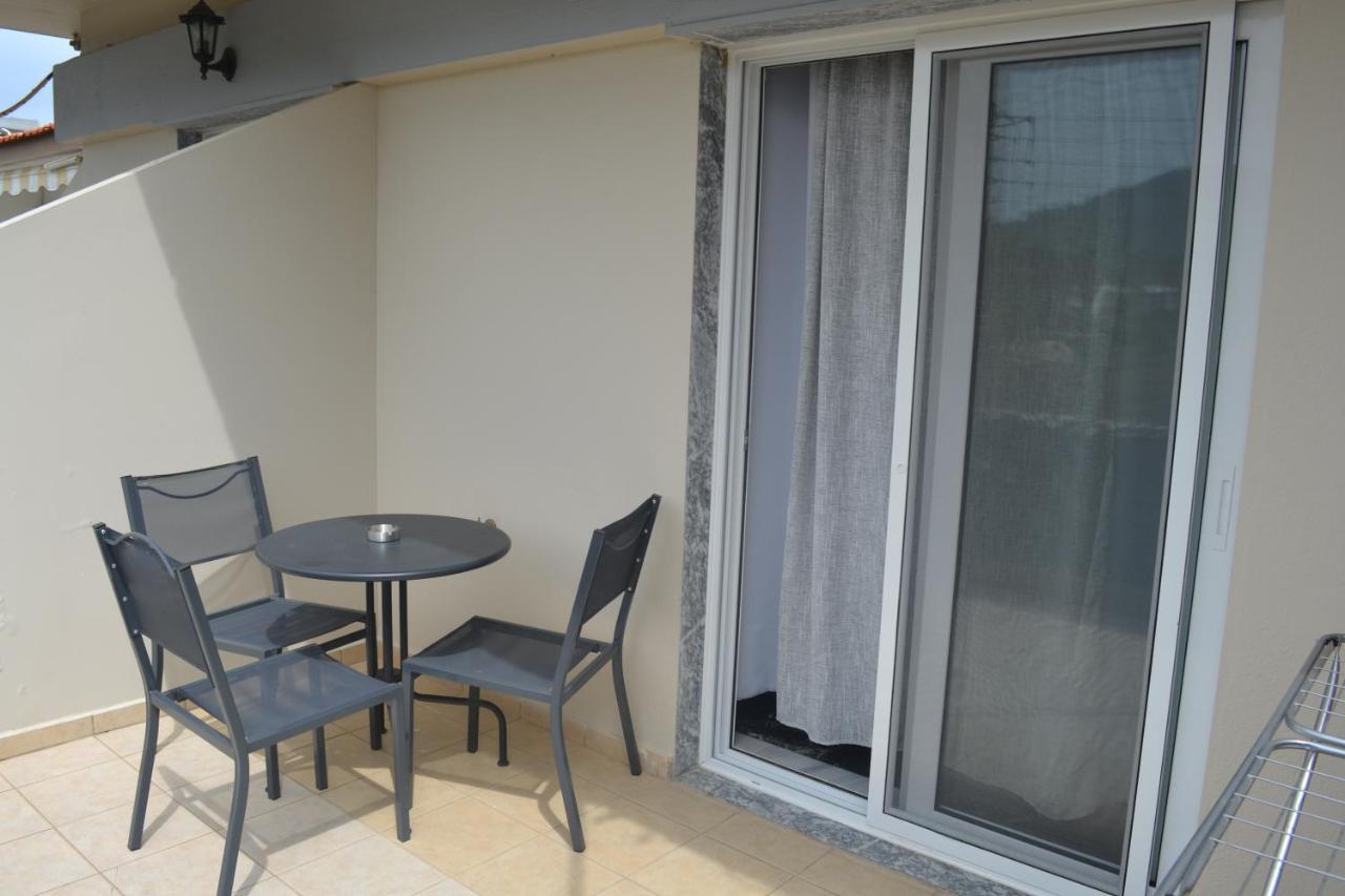 Helena House Apartment ซาร์ตี ภายนอก รูปภาพ